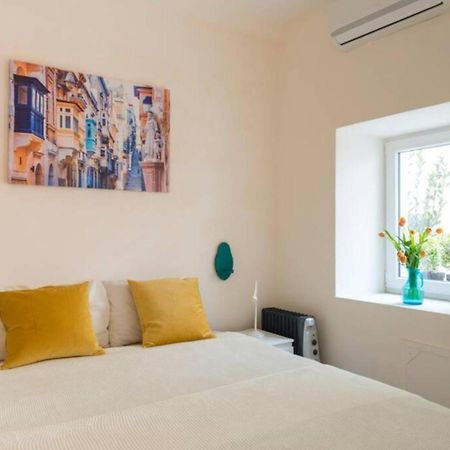 Authentic Gf Apartment With Terrace At The 3 Cities Marina Cospicua Экстерьер фото