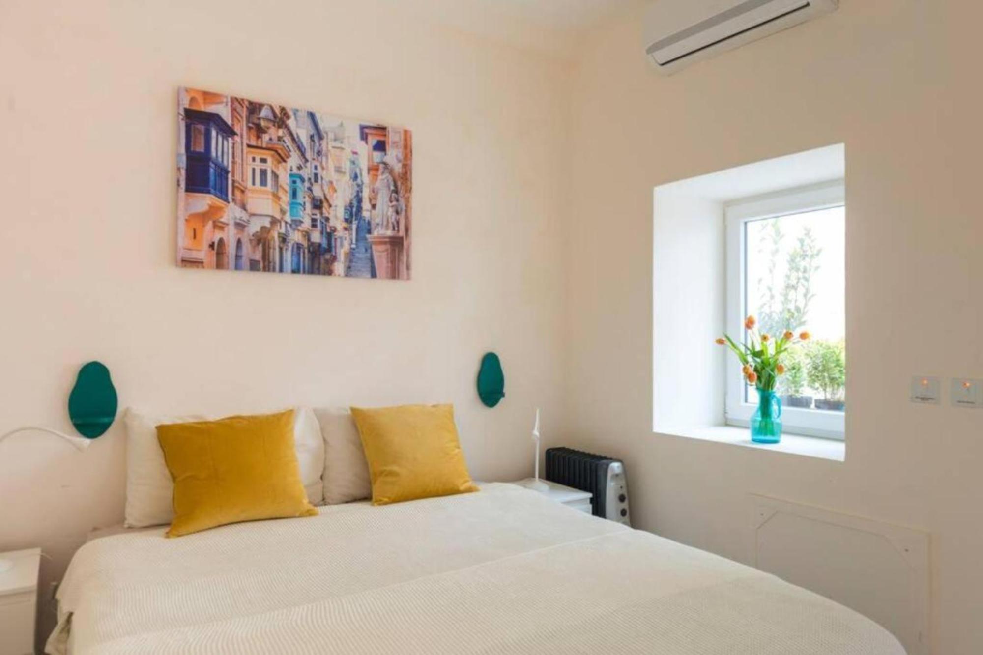 Authentic Gf Apartment With Terrace At The 3 Cities Marina Cospicua Экстерьер фото