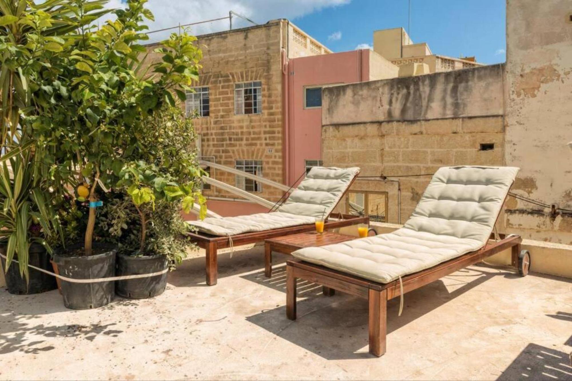 Authentic Gf Apartment With Terrace At The 3 Cities Marina Cospicua Экстерьер фото